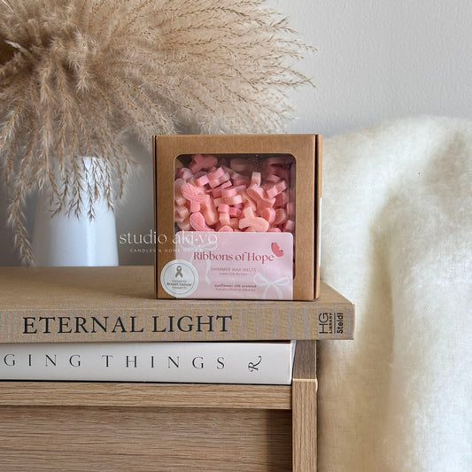 Charity wax melts fundraiser with delicate, floral-inspired scent