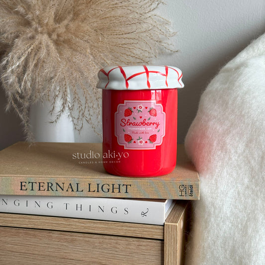 Ceramic strawberry jam cottagecore wax melt burner with jam‑jar design and lid