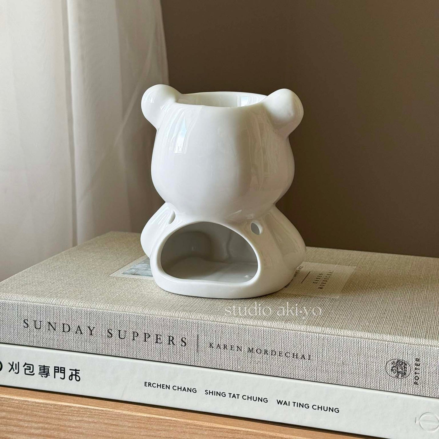 White ceramic teddy bear wax melts and fragrance oil burner with tealight opening for candle