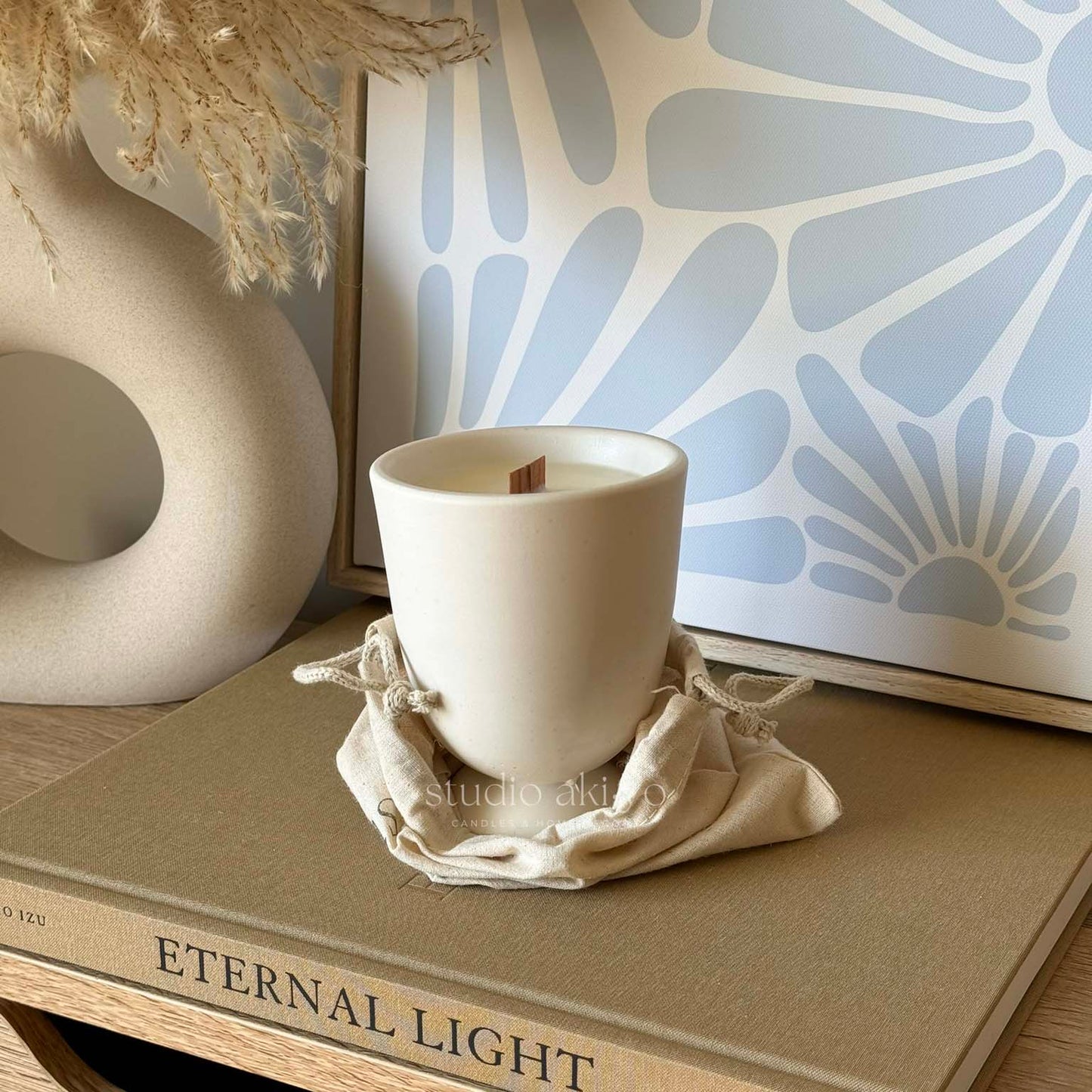 Studio Akiyo artisan candle – warm coffee aroma