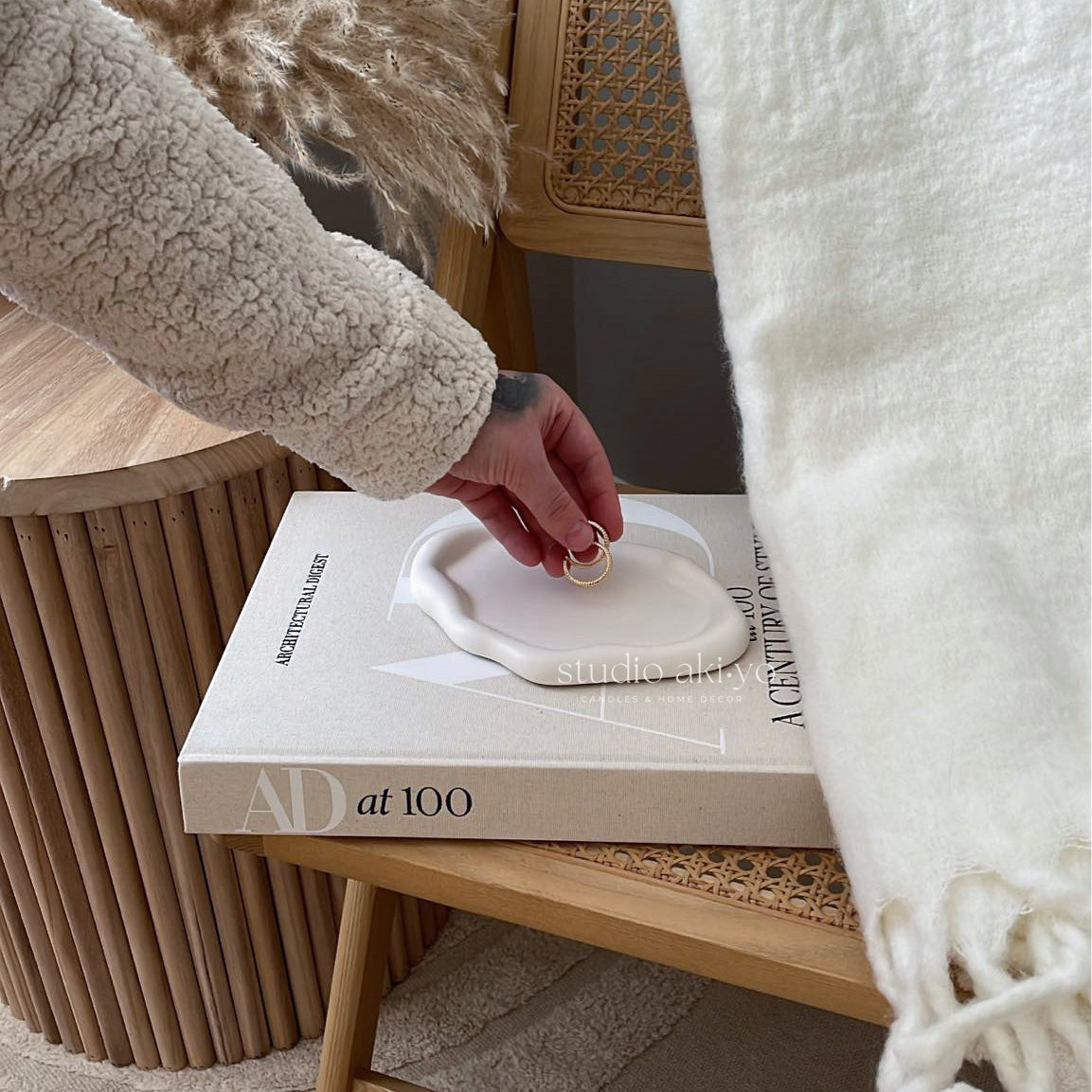 Irregular Oval Cloud Trinket Tray