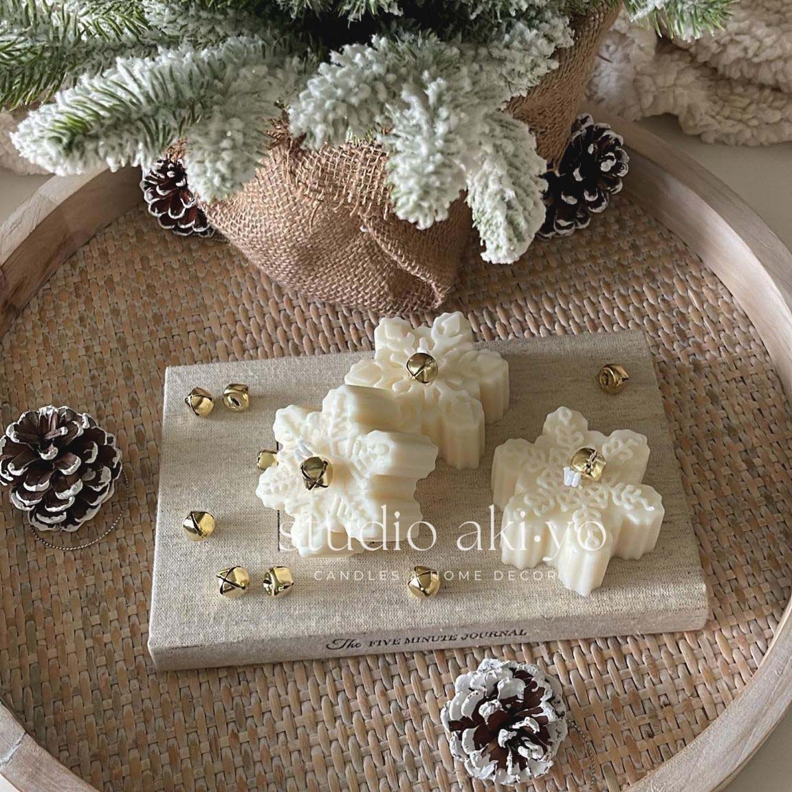 Snowflake Candle (Limited Edition)