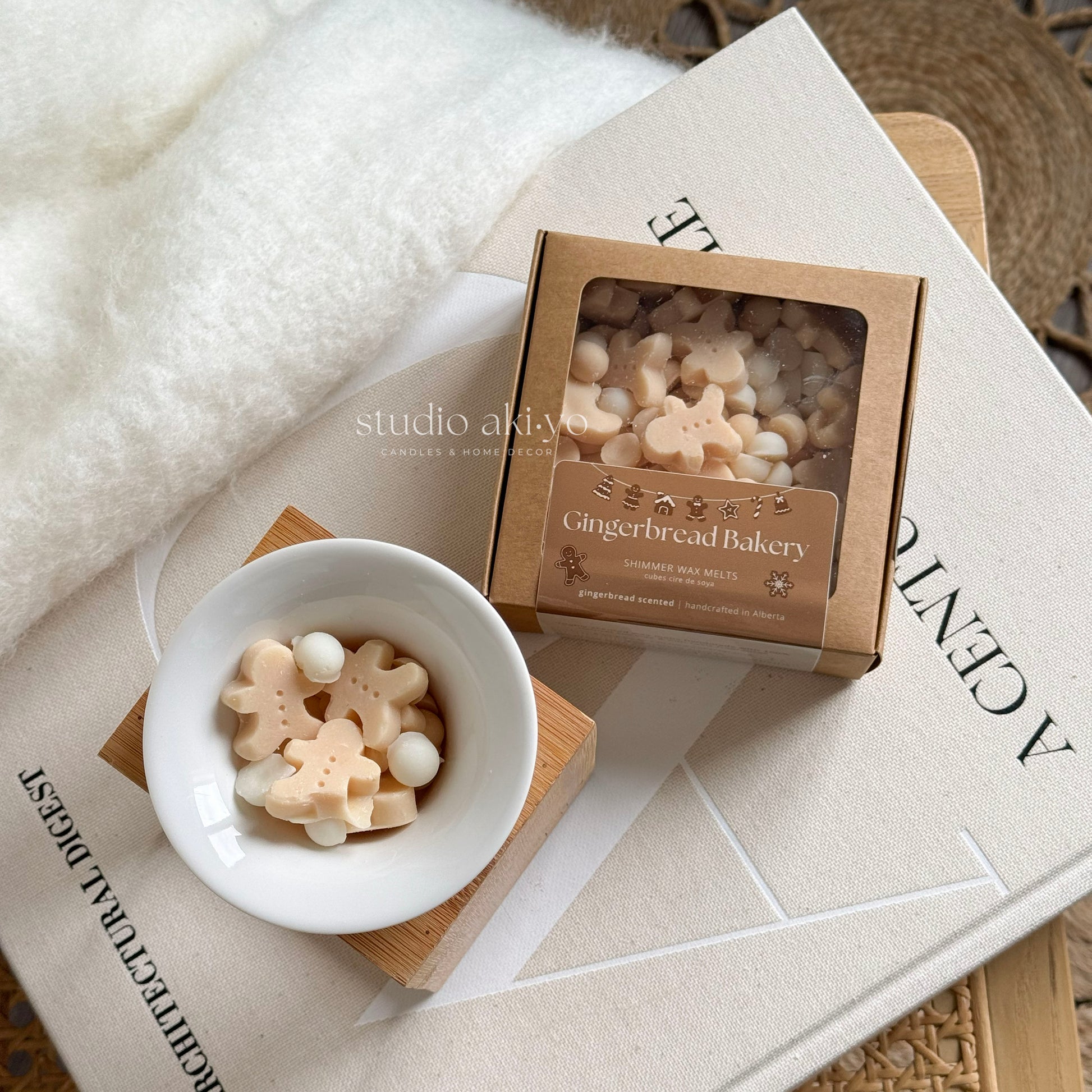 Gingerbread bakery scoopies wax melts shaped in gingerbread mans and scented with warm spicy gingerbread