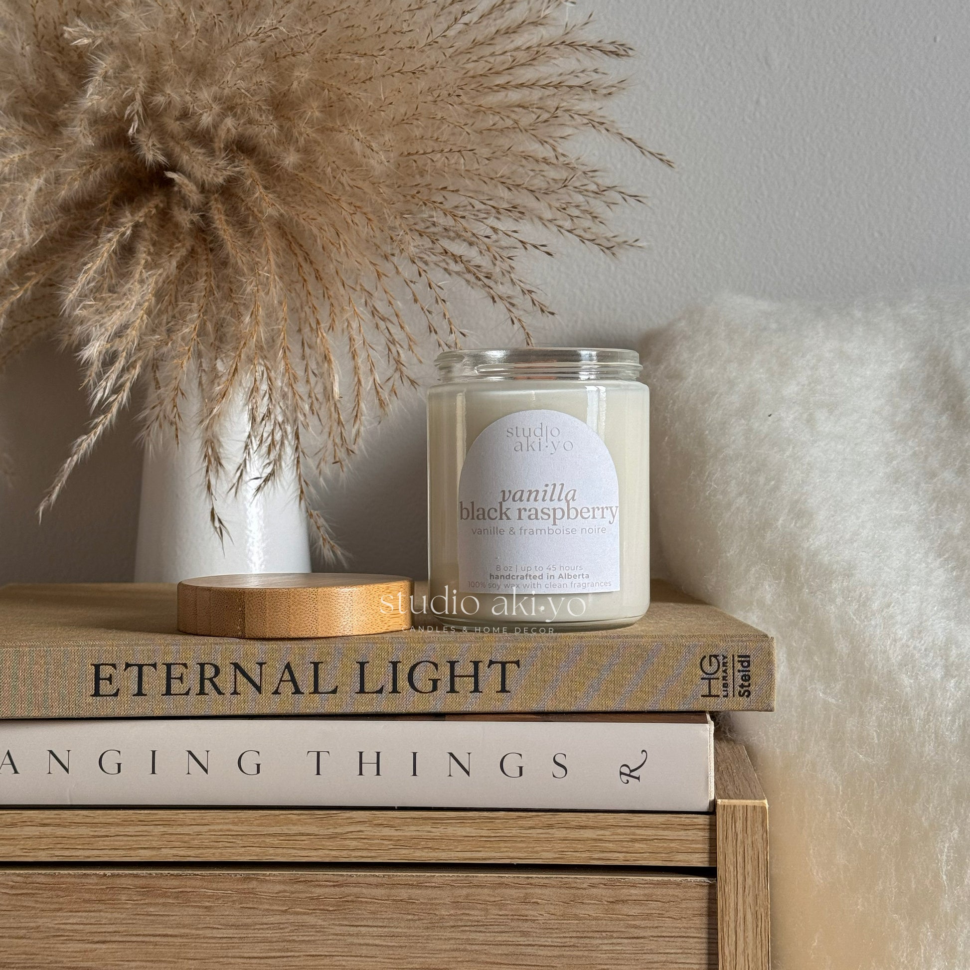 Studio Akiyo glass candle jar scented wood wick candle with natural bamboo lid 8oz.