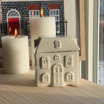 White ceramic house wax melt burner with removable roof lid